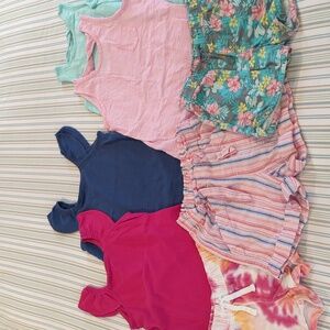 Lots of girls Gap size S tanks and shorts